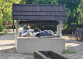 Ruhát ne hagyjunk közterületen – használjuk a kijelölt gyűjtőpontokat!